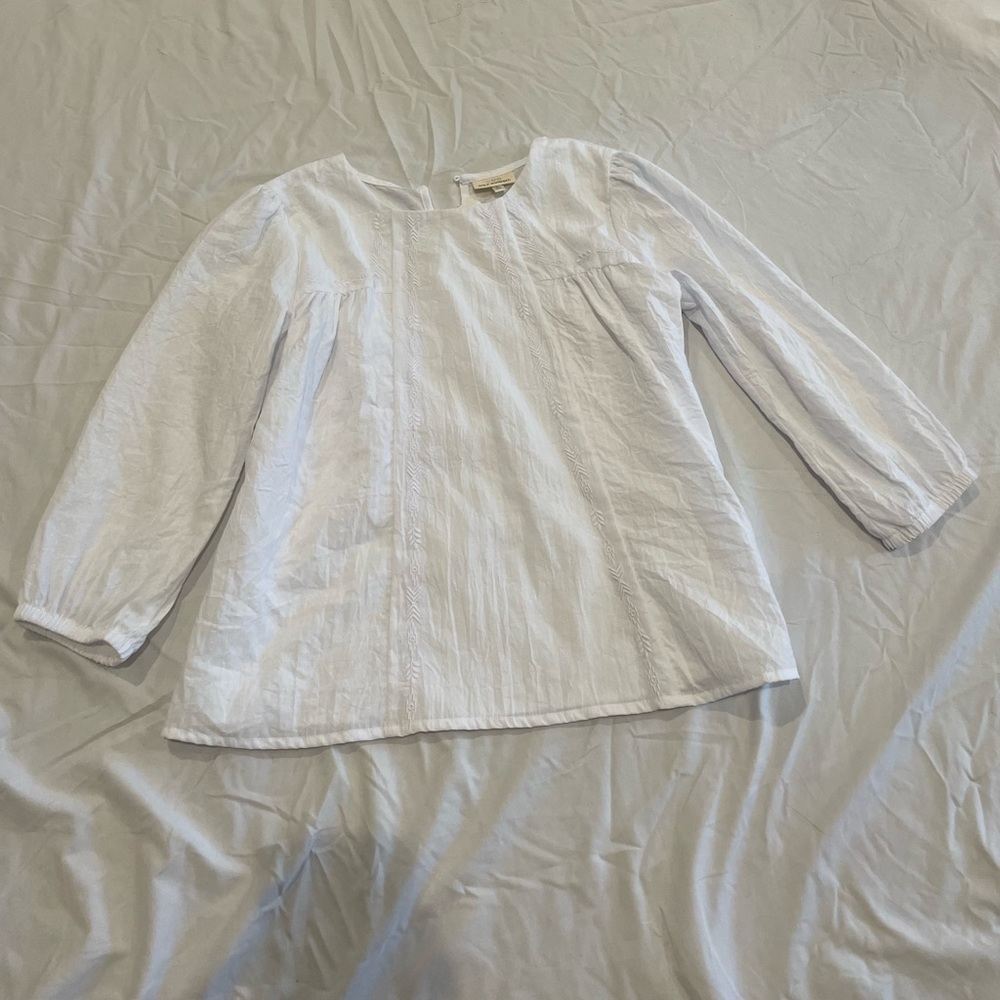 Kids white self esteem shirt! Very breathable and cute